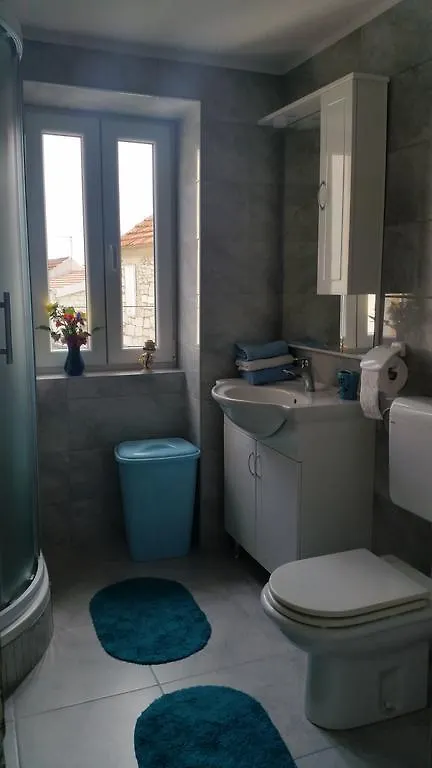 Apartment Petrovic 特罗吉尔 克罗地亚